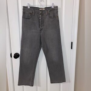 Levi’s Gray Ribcage Straight Ankle Jeans Size 31 Women’s.